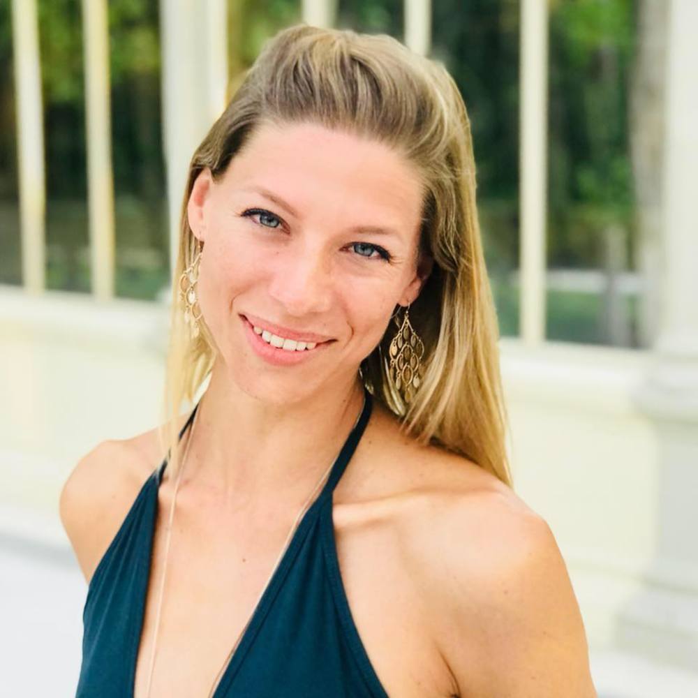 Meet your Posher, Evangeline